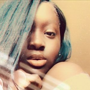 Meet your Posher, Martae